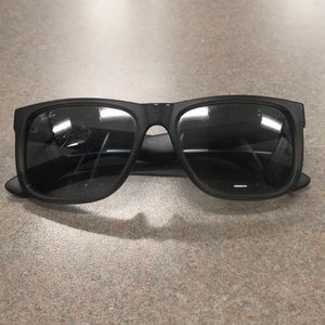 Ray Ban Sunglasses w/ Case